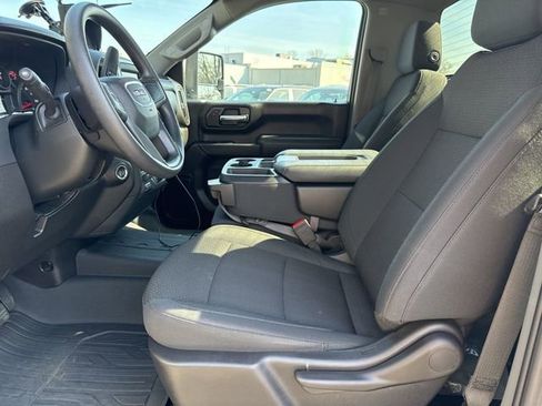 Used 2025 GMC Sierra 3500 Pro w/ 1SA Pro Safety Plus Package AWD/4WD image 23