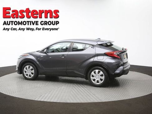 Used 2020 Toyota C-HR LE image 61