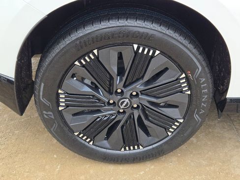 New 2026 Nissan Murano Platinum AWD/4WD image 23