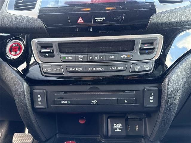 Used 2017 Honda Pilot Touring image 13