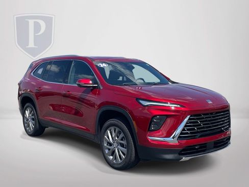 Used 2026 Buick Enclave Preferred FWD image 1