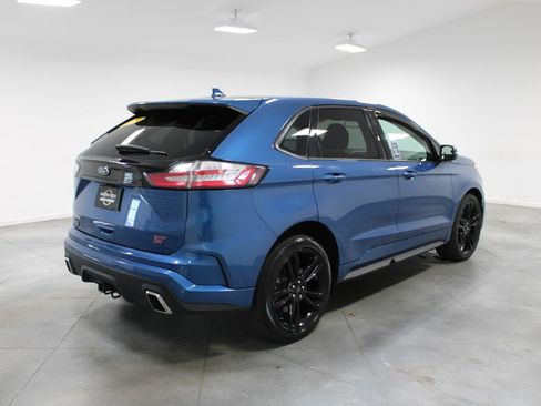 Used 2019 Ford Edge ST w/ Equipment Group 401A image 9