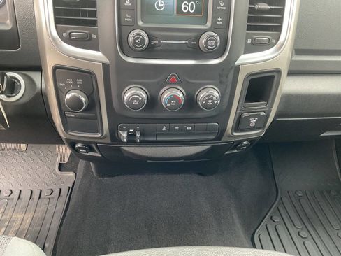 Used 2018 RAM 3500 SLT image 30