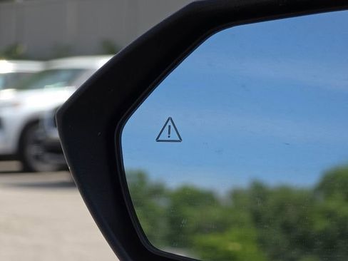 New 2026 Hyundai Elantra Limited FWD image 10