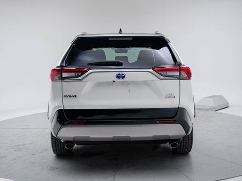 Used 2022 Toyota RAV4 XSE image 9