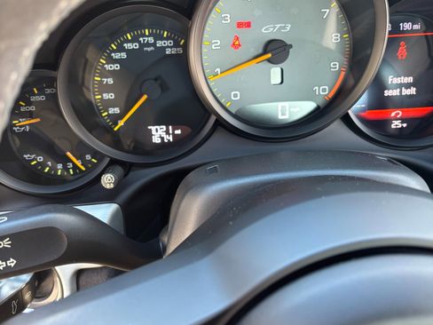 Used 2018 Porsche 911 GT3 image 19