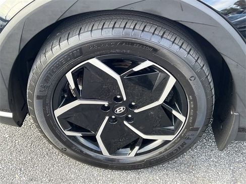 Certified 2023 Hyundai Ioniq 5 SEL image 12