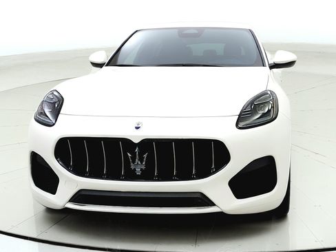 Used 2023 Maserati Grecale GT AWD/4WD image 2
