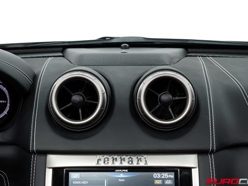 Used 2013 Ferrari California RWD image 29