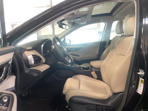 Used 2022 Subaru Legacy Limited image 9