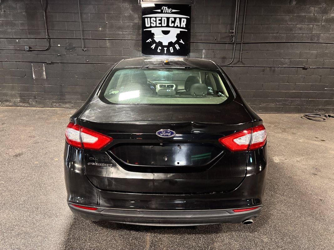 Used 2015 Ford Fusion S FWD image 6
