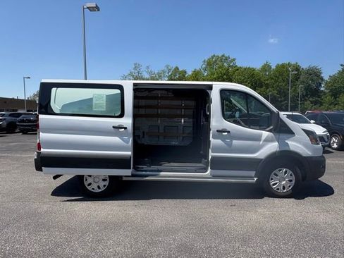 Used 2024 Ford Transit 250 Low Roof w/ Exterior Upgrade Package RWD image 11
