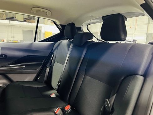 New 2025 Nissan Kicks Play S image 21