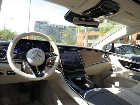 Certified 2023 Mercedes-Benz EQS 450+ 4MATIC Sedan image 14