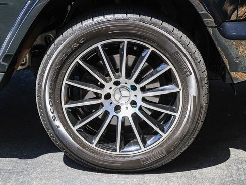 Certified 2021 Mercedes-Benz G 550 image 12