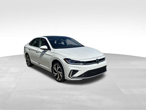 New 2026 Volkswagen Jetta SEL image 2