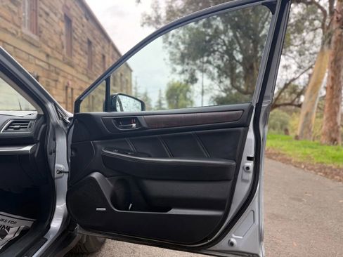 Used 2019 Subaru Outback 2.5i Limited w/ Popular Package #2 image 29