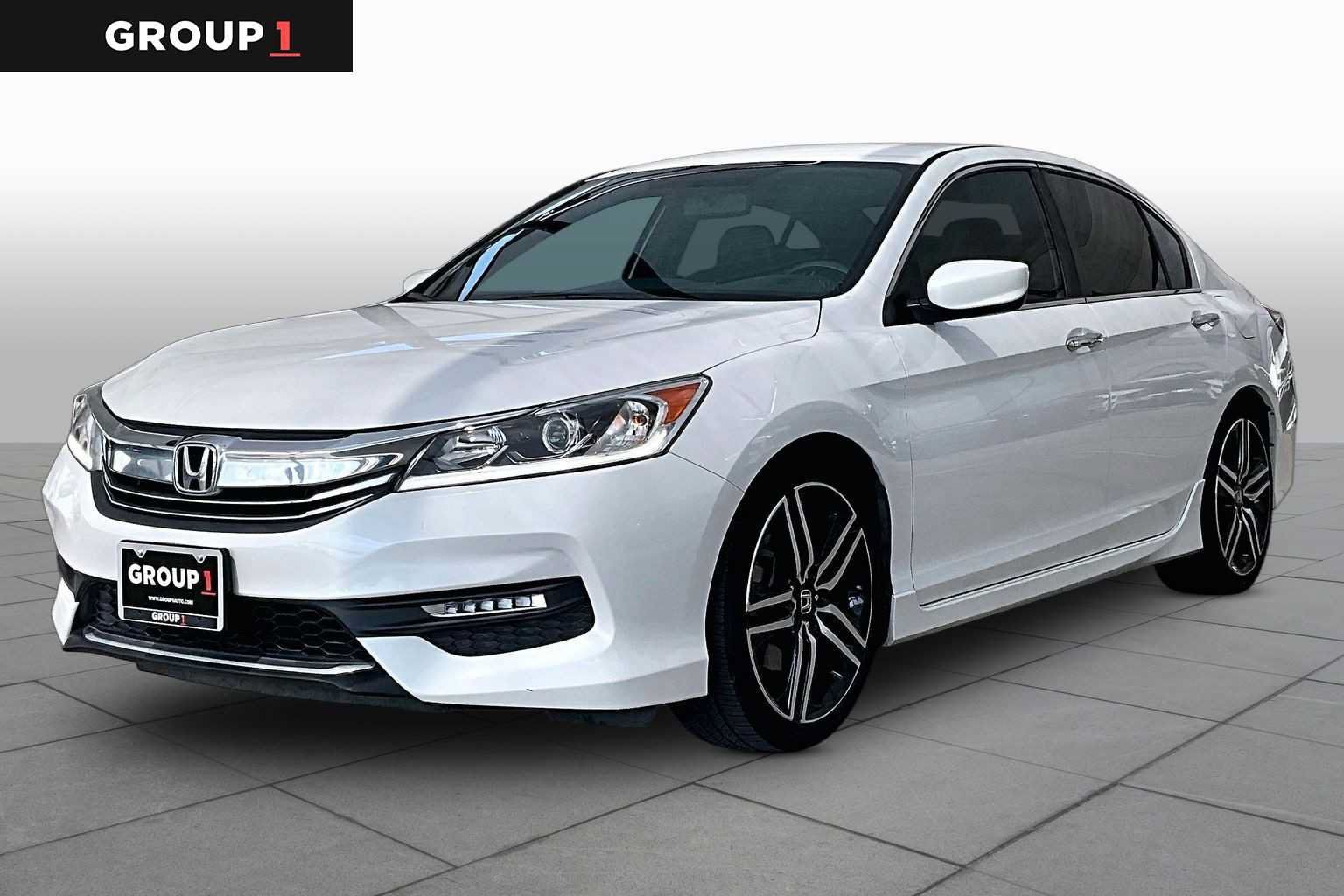 Used 2016 Honda Accord Sport image 1