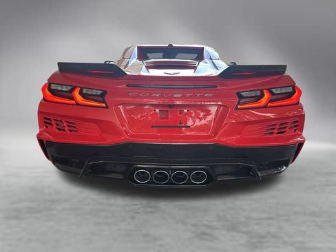 Used 2025 Chevrolet Corvette Z06 RWD image 25