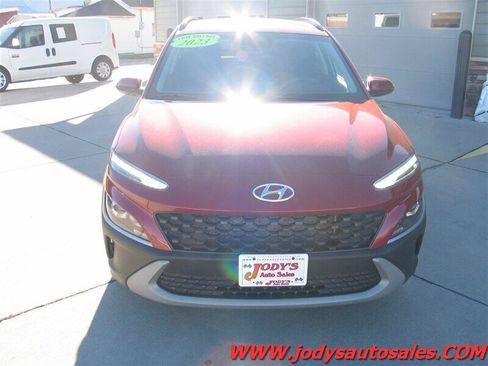 Used 2023 Hyundai Kona SEL AWD/4WD image 33