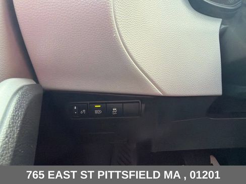 Used 2026 Toyota Corolla Cross LE w/ Moonroof Package AWD/4WD image 24