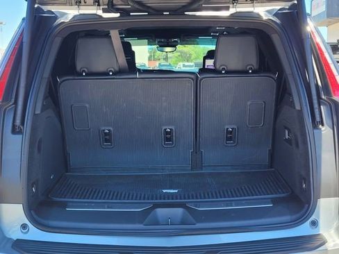 Certified 2024 Cadillac Escalade Sport Platinum w/ LPO, ONYX Package AWD/4WD image 5