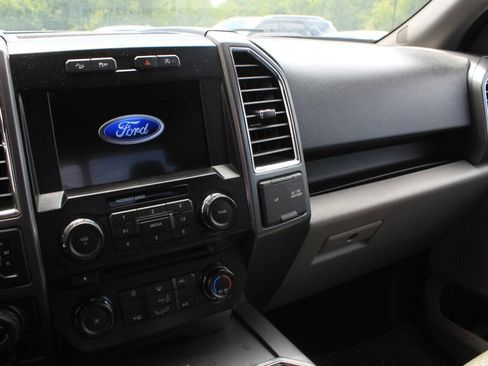 Used 2016 Ford F150 XLT w/ Equipment Group 301A Mid image 19