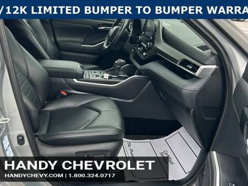 Used 2021 Toyota Highlander XLE AWD/4WD image 54