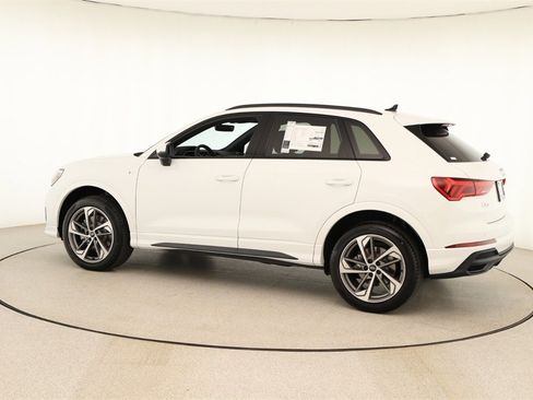 New 2025 Audi Q3 2.0T Premium image 3