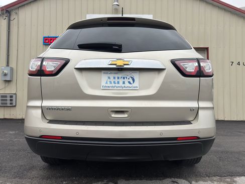 Used 2017 Chevrolet Traverse LT FWD image 24