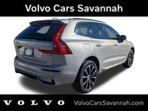 Certified 2024 Volvo XC60 B5 Plus w/ Protection Package Premier image 5