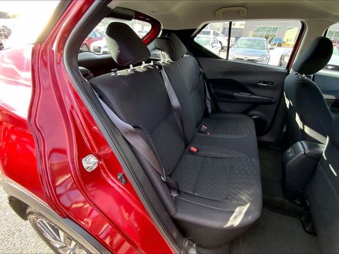 Used 2024 Nissan Kicks SV image 19