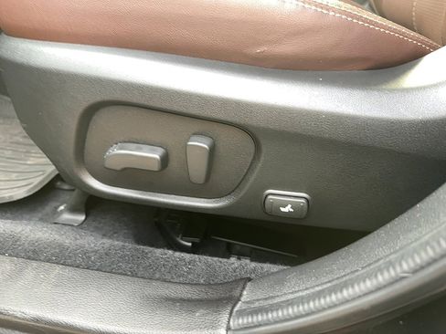 Used 2018 Subaru Forester 2.5i Touring w/ Popular Package #3B image 18