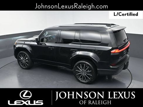 Used 2025 Lexus GX 550 w/ Cold Area Package AWD/4WD image 27