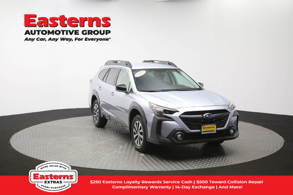 Used 2025 Subaru Outback Limited AWD/4WD image 45