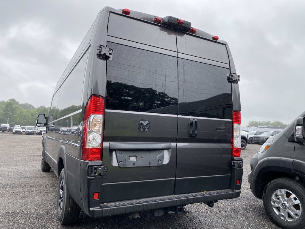 Used 2025 RAM ProMaster 3500 w/ Quick Order Package 22H SLT+ FWD image 6