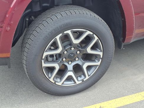 Certified 2025 RAM 1500 Laramie AWD/4WD image 26