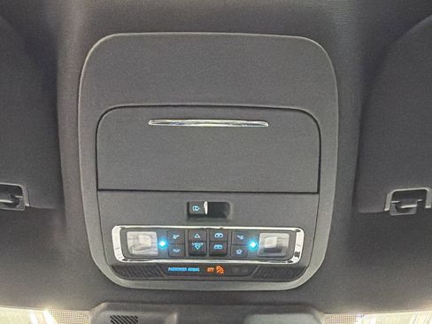Used 2025 Ford F150 Lariat w/ Equipment Group 502A High AWD/4WD image 34