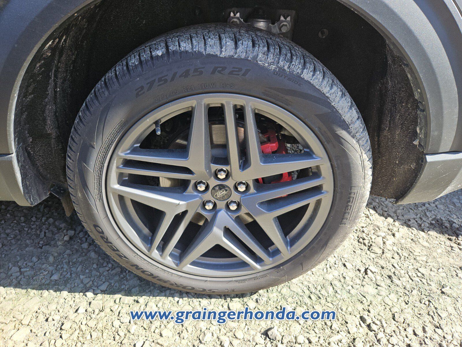 Used 2026 Ford Explorer ST-Line w/ ST-Line Street Pack RWD image 8