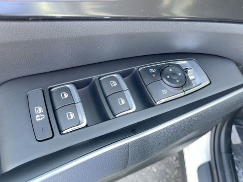 New 2026 Kia Sorento S image 39