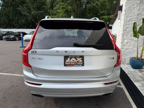 Used 2018 Volvo XC90 T6 Momentum w/ Convenience Package AWD/4WD image 13