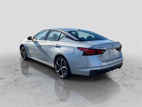 Certified 2024 Nissan Altima 2.5 SR image 5