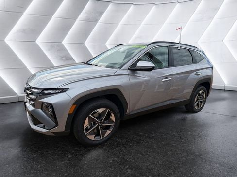 Used 2025 Hyundai Tucson SEL image 3