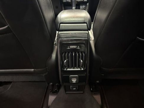 Used 2022 Jeep Compass Latitude w/ Sun and Sound Group image 40