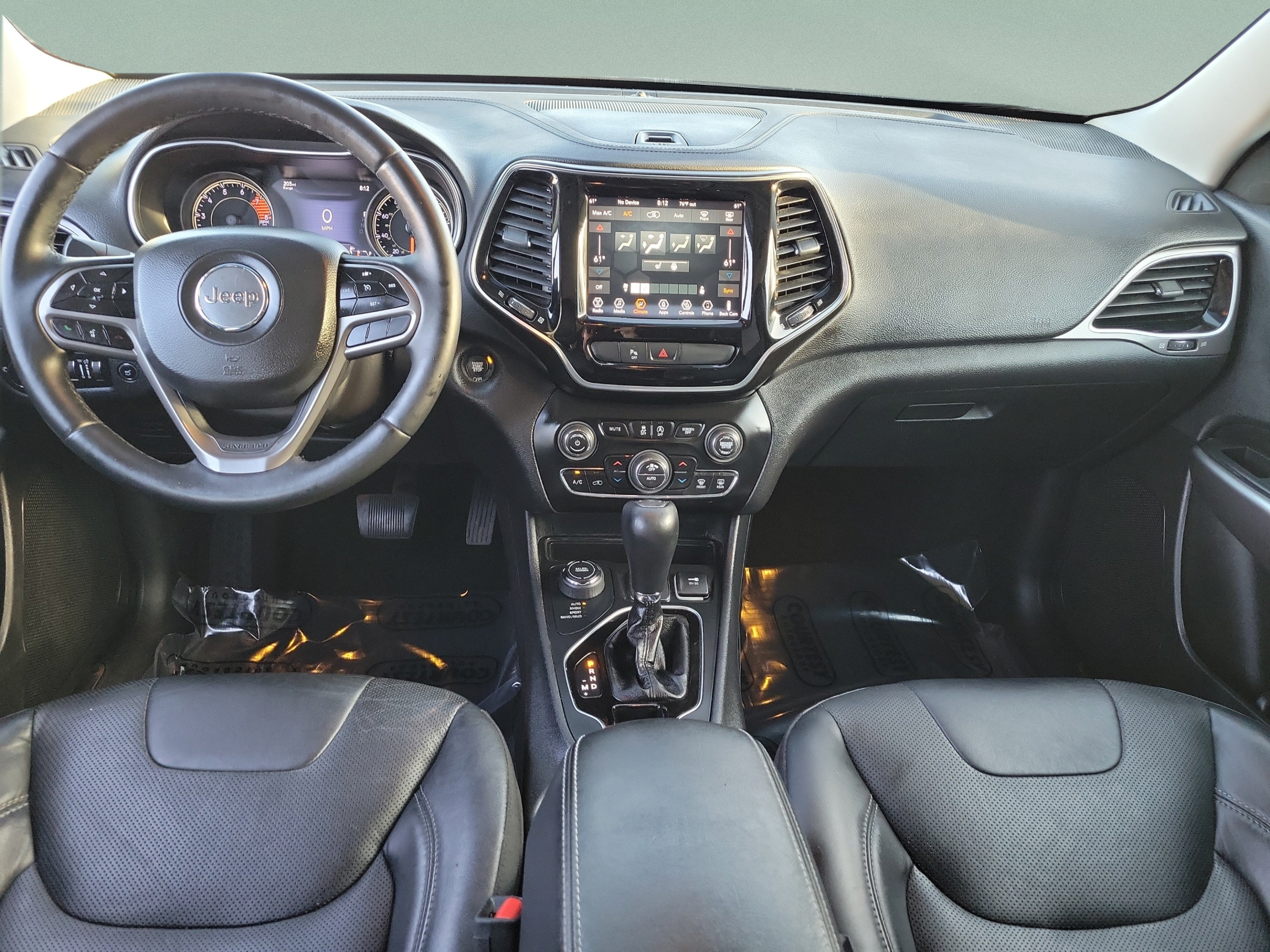 Used 2019 Jeep Cherokee Limited AWD/4WD image 8