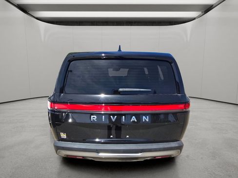 Used 2024 Rivian R1S Adventure AWD/4WD image 7