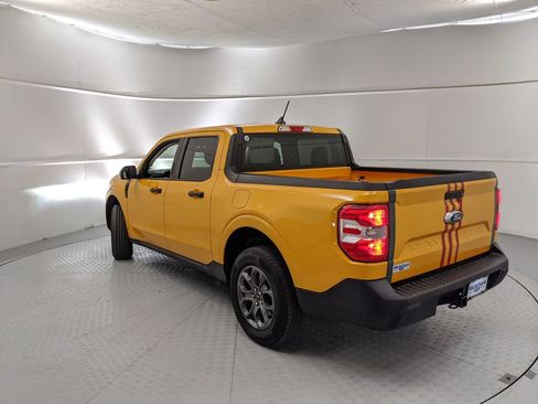 Used 2022 Ford Maverick XLT FWD image 4
