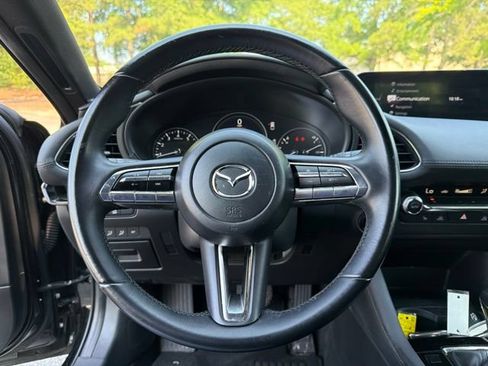 Used 2023 MAZDA MAZDA3 s FWD image 13