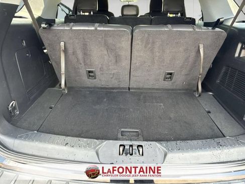 Used 2023 Ford Explorer XLT w/ Equipment Group 202A AWD/4WD image 28