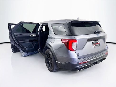 Used 2021 Ford Explorer ST w/ Equipment Group 401A image 18